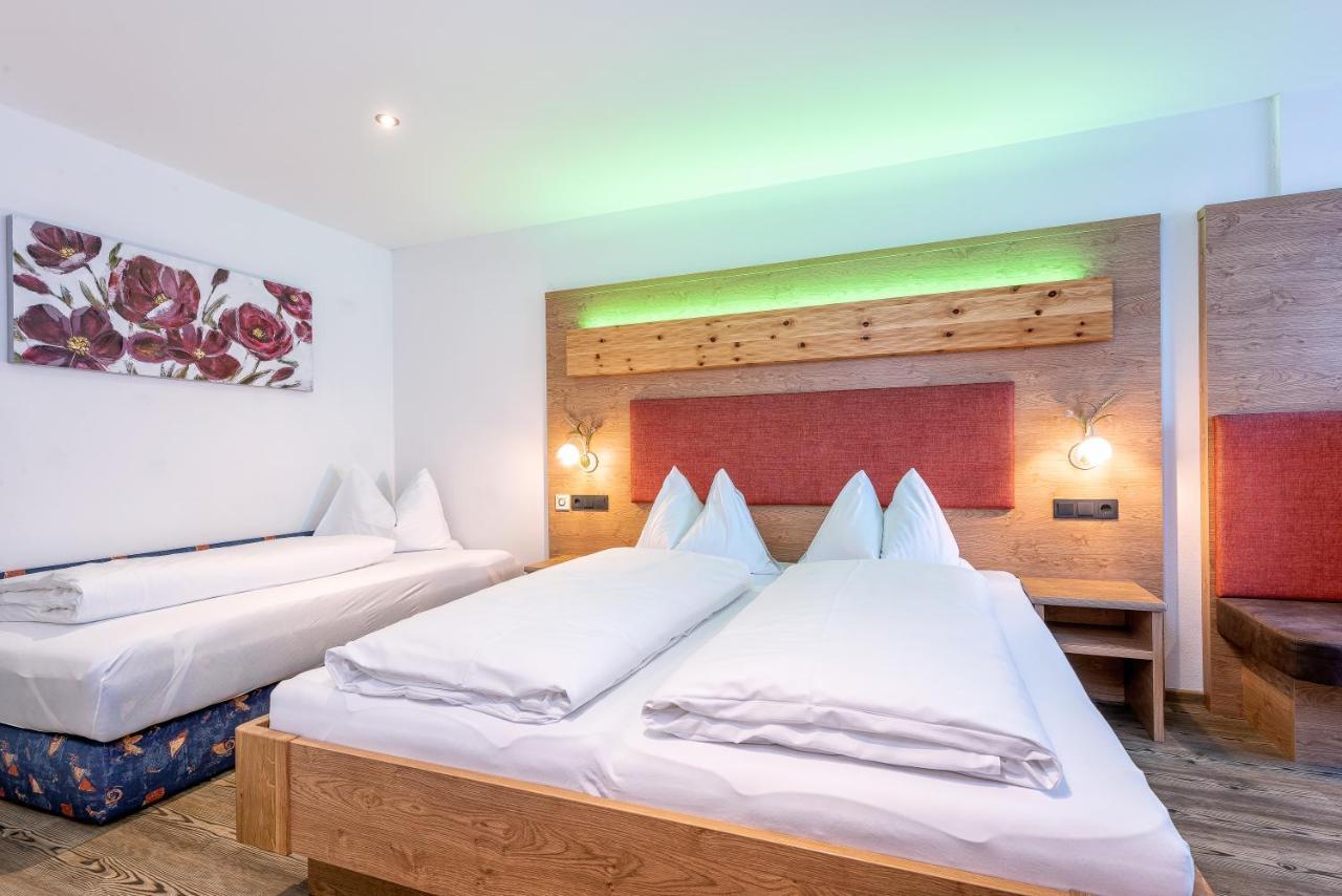Hotel Garni Siegmundshof - Inclusive Joker Card Im Sommer ザールバッハ・ヒンターグレム エクステリア 写真
