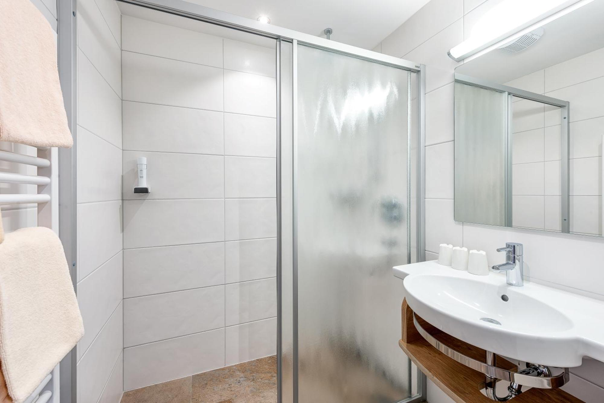 Hotel Garni Siegmundshof - Inclusive Joker Card Im Sommer ザールバッハ・ヒンターグレム 部屋 写真