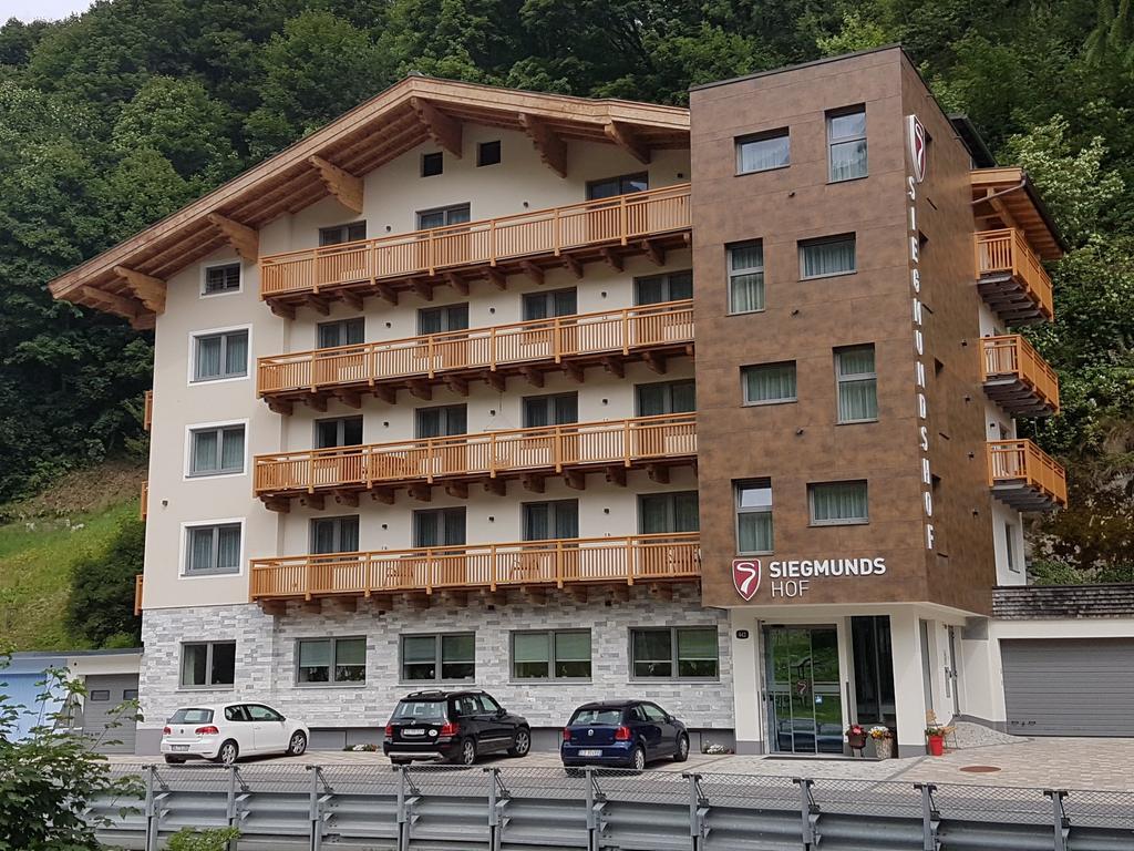 Hotel Garni Siegmundshof - Inclusive Joker Card Im Sommer ザールバッハ・ヒンターグレム エクステリア 写真