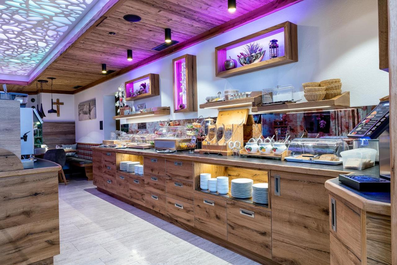 Hotel Garni Siegmundshof - Inclusive Joker Card Im Sommer ザールバッハ・ヒンターグレム エクステリア 写真