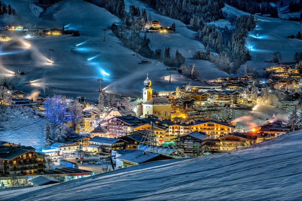 Hotel Garni Siegmundshof - Inclusive Joker Card Im Sommer ザールバッハ・ヒンターグレム エクステリア 写真